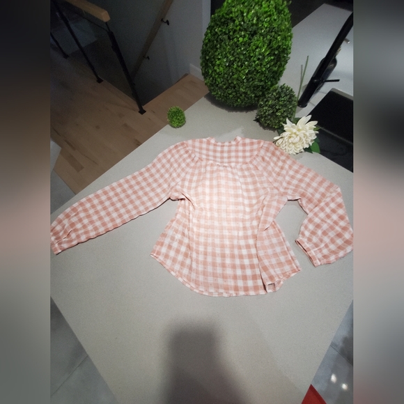 NWOT NANETTE LEPORE Superbe chemisier neuf à carreaux semi-transparent - Picture 6 of 7